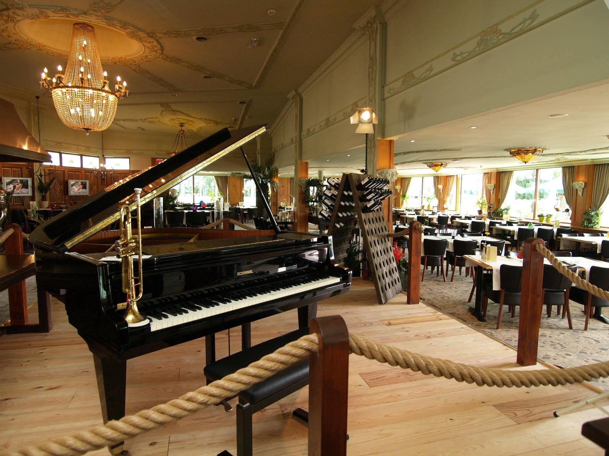 Amicitia Hotel Sneek Eksteriør bilde